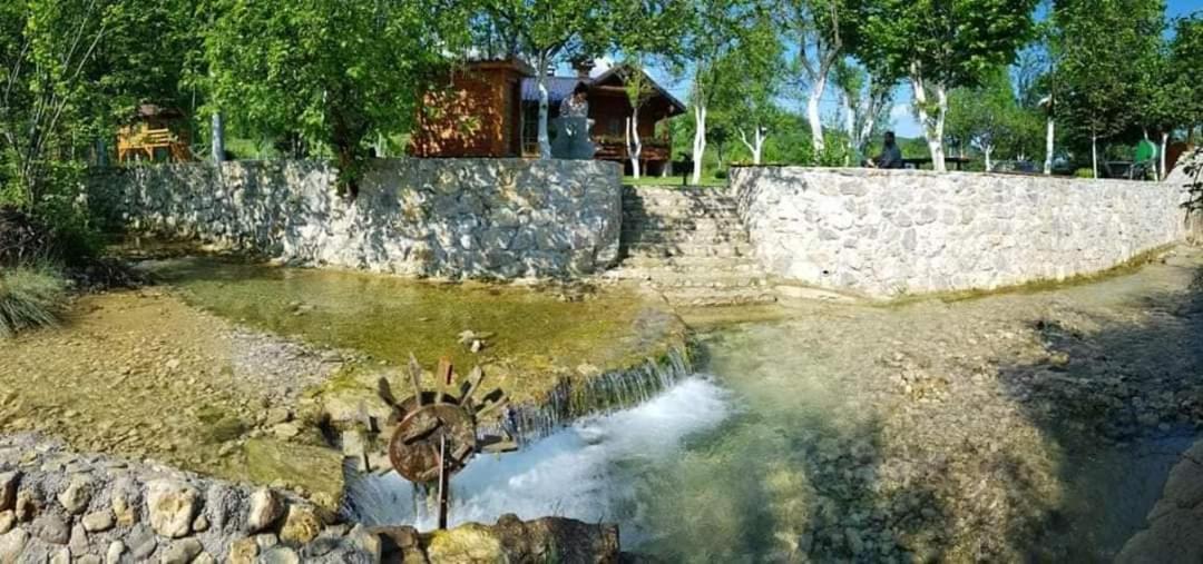 Rest House Ripac Prascijak Bagian luar foto