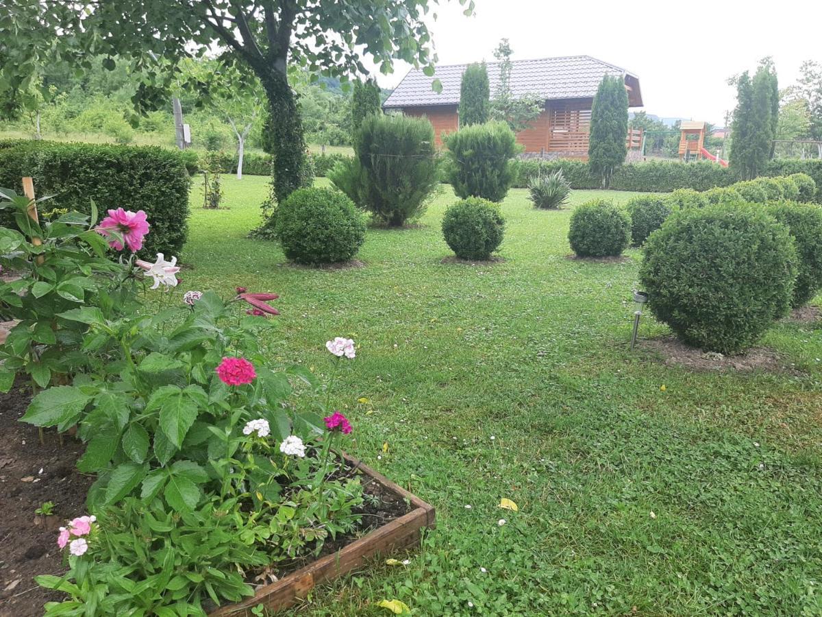 Rest House Ripac Prascijak Bagian luar foto