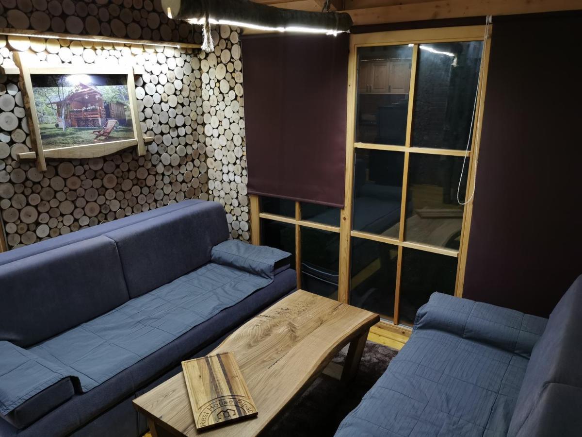 Rest House Ripac Prascijak Bagian luar foto