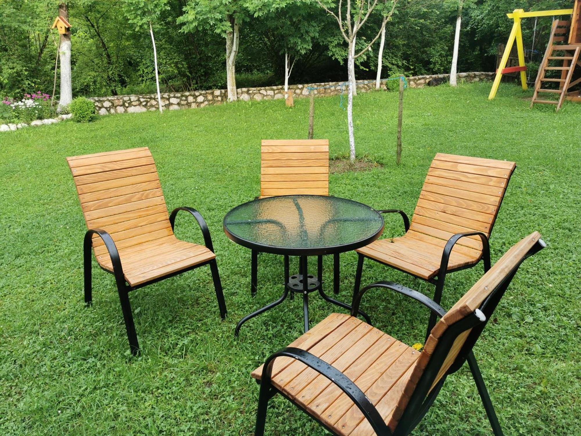Rest House Ripac Prascijak Bagian luar foto